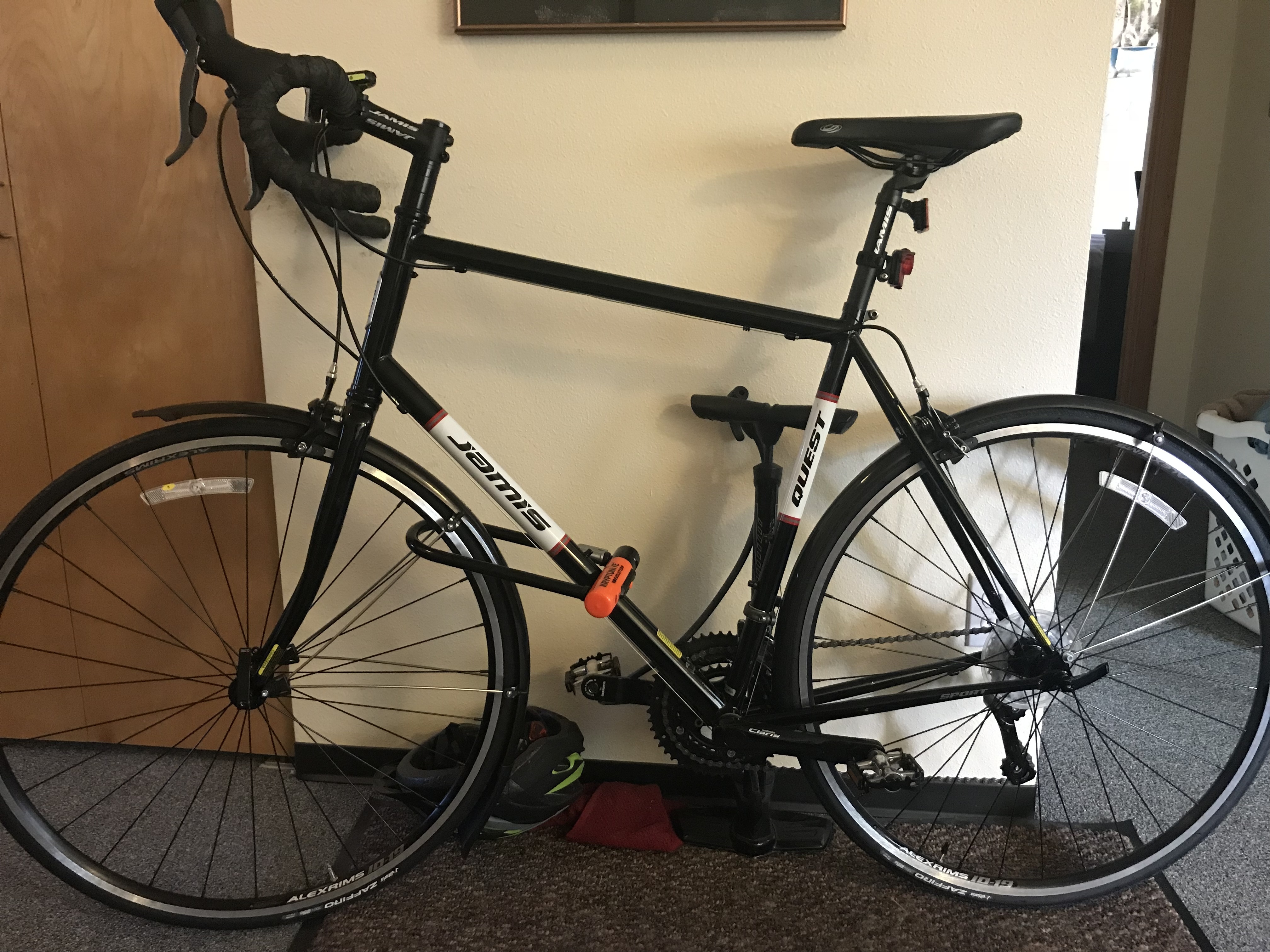 2016 Jamis Quest Sport