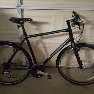 2017 Trek FX 2 Black