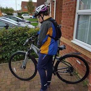 2015 Halfords Carrera x-fire 2 Silver, gray or bare metal
