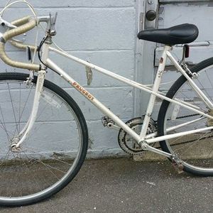 Peugeot Carbonite 103 Simplex Silver, gray or bare metal
