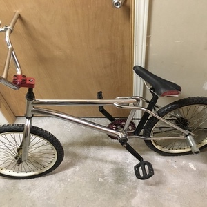 1993 Diamondback Assault Silver, gray or bare metal and Black
