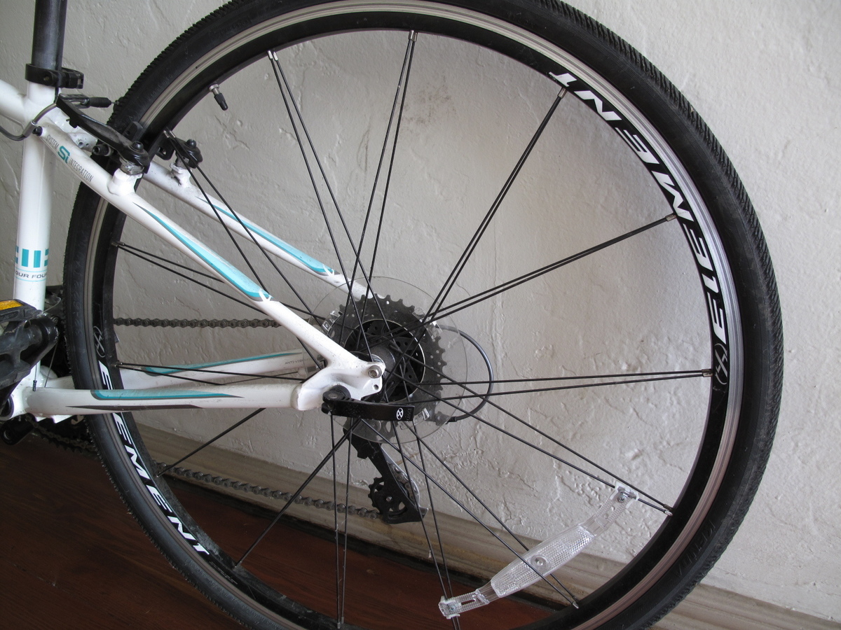 cannondale quick white