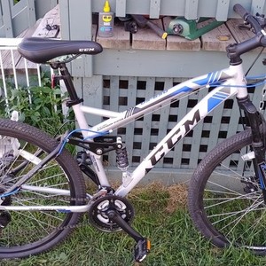 2017 CCM Large Blue