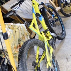 2018 GT Bicycles EVerb Electric Bike, Shimano motor Yellow or Gold