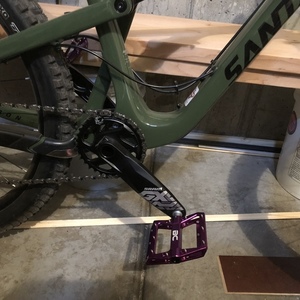 2018 Santa Cruz Bronson C Green and Black