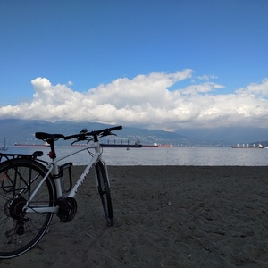 2018 Specialized SIRRUS MEN 700C M White and Black