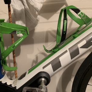 2013 Trek Domane 6.9 (Compact) White, Blue, and Green