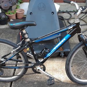 2013 Trek Kids' FX Boy's Black