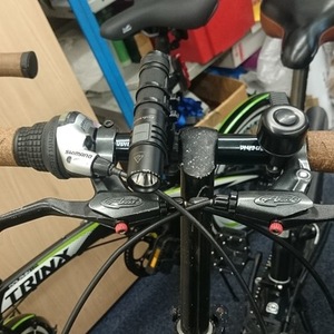 Small Box folding with back shock Black