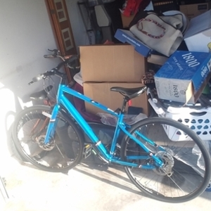 2018 Diamondback Road Bike Blue