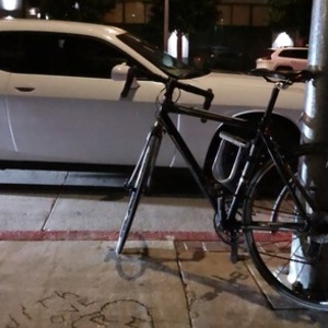 2012 Trek 2.1 Apex H2 (Compact) Black and Silver, gray or bare metal