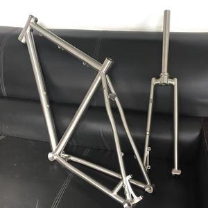 2017 Custom/Titan Products Custom Silver, gray or bare metal