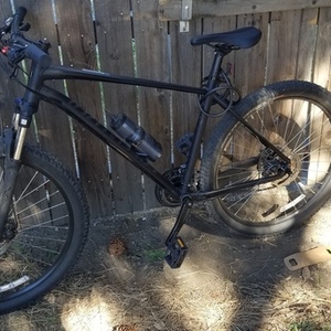 2018 Specialized Pitch Mens Black