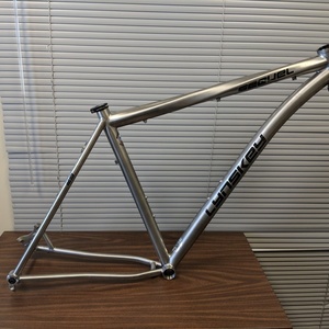 2019 Lynskey Sequel 29 Silver, gray or bare metal