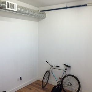 2012 Fairdale Coaster Silver, gray or bare metal