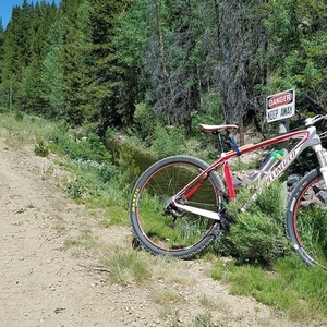 2011 Specialized Stumpjumper Expert 29er White and Red