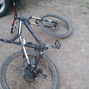2014 Devinci Dixon Black