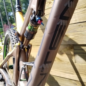 2017 Intense ACV Yellow or Gold