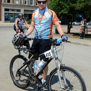 2007 Giant  Black and Silver or Gray