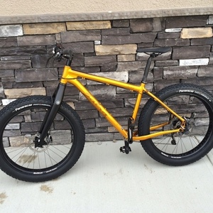 2015 Salsa Mukluk Yellow or Gold