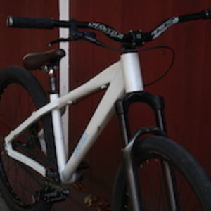 2010 soul cycles hero dj  White