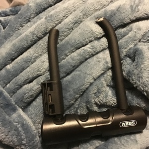 Giant Black