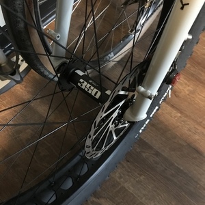 2019 Surly Wednesday - fat bike Silver, gray or bare metal