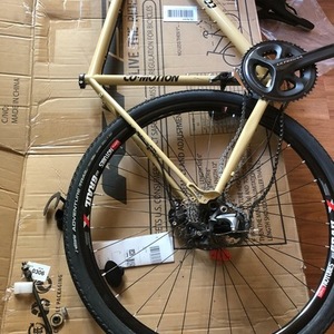 Co-Motion Klatch White