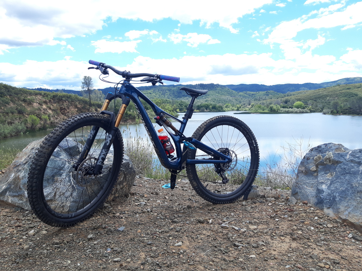 best motorcycle gps tracker 2020