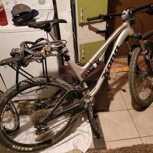 Kona process dl Silver, gray or bare metal