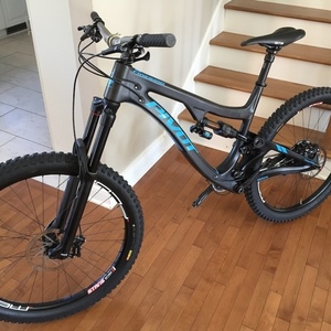 2017 Pivot firebird Black
