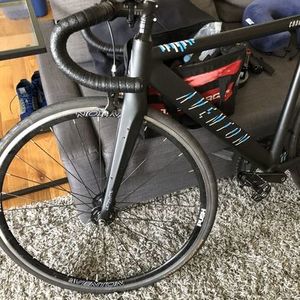 2018 Aventón Cordoba Black