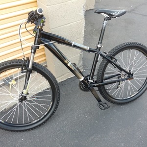 2012 Diamondback Response Black