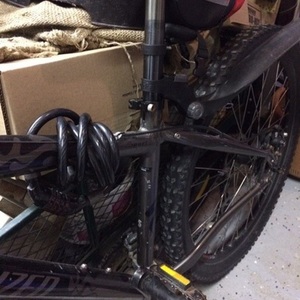 Specialized Hardrock Women's Black and Silver, gray or bare metal
