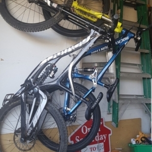 2017 Devinci Wilson Carbon Black