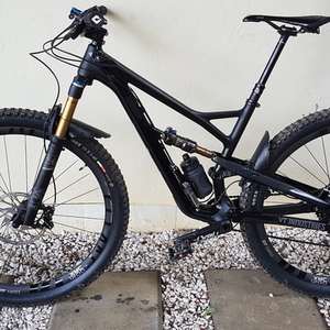 2016 YT industries Jeffsy CF Pro Black