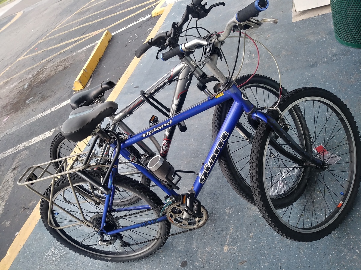 giant upland bicycle