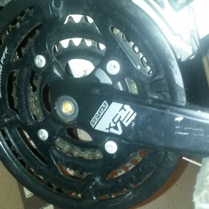 2017 Rocky Mountain Bicycles Whistler 10 White and Silver, gray or bare metal