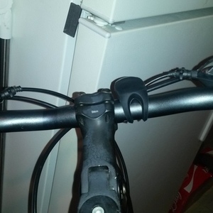 2017 Rocky Mountain Bicycles Whistler 10 White and Silver, gray or bare metal