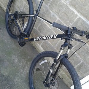 2018 Specialized Rockhopper Black