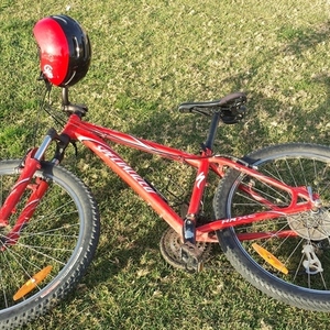 Specialized Hardrock Red