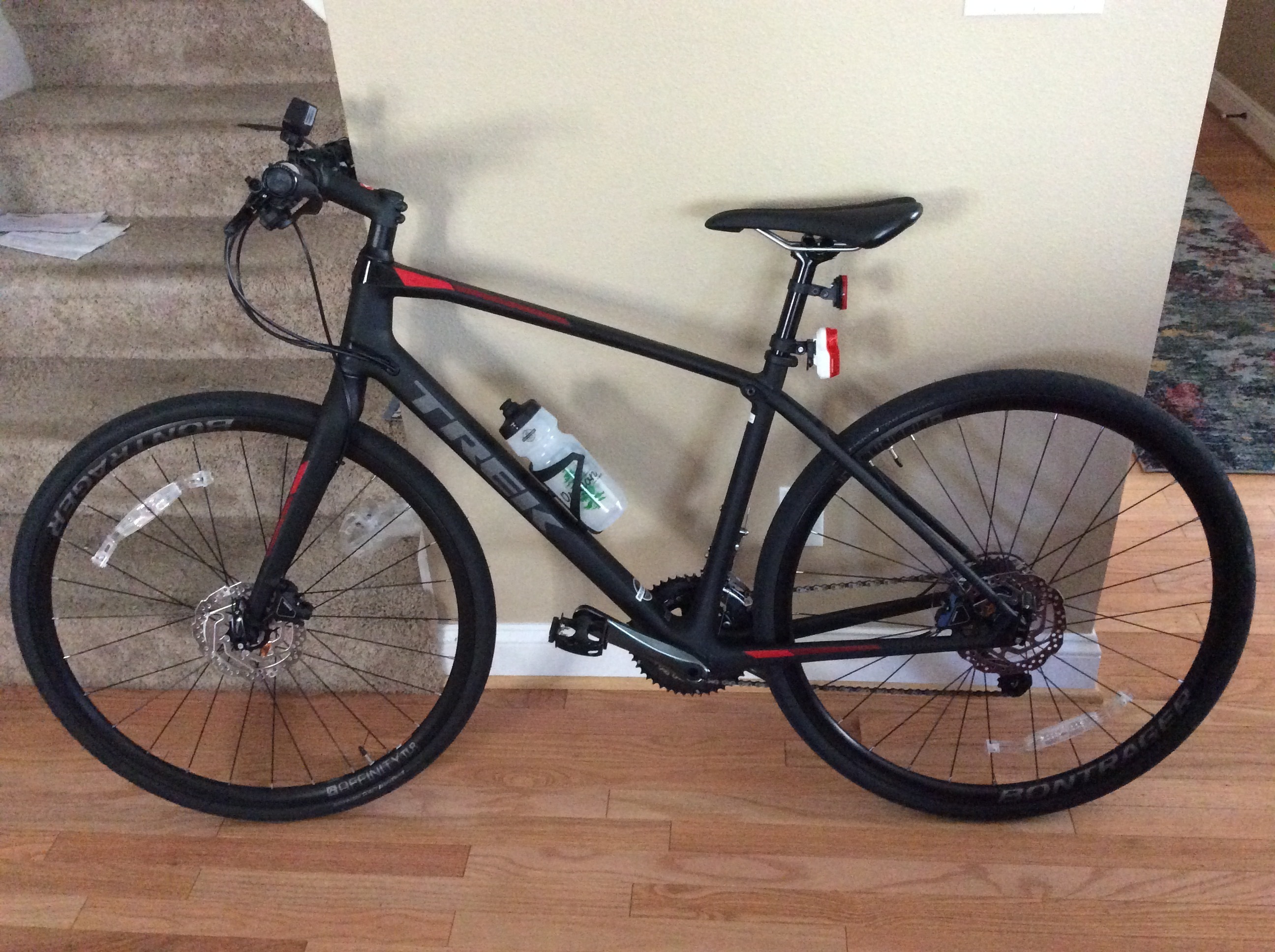 2019 Trek straight handlebar road bike
