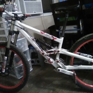 2011 SCOTT Voltage FR20 White and Red