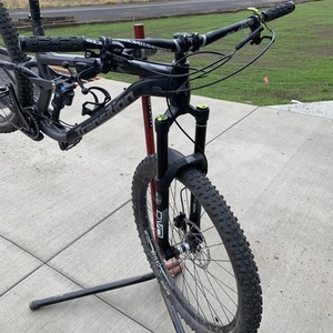 2018 Transition Bikes Sentinel Black