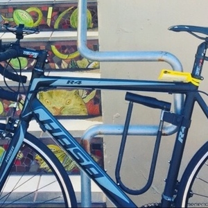 2016 Hasa R4 Black and Silver, gray or bare metal