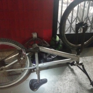 DK Bikes Fury Silver, gray or bare metal