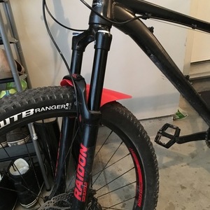 2018 Rocky Mountain Bicycles Growler Black and Red