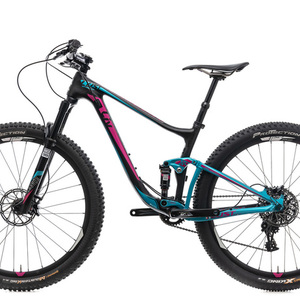 2016 Giant Lust Advanced 1 Black