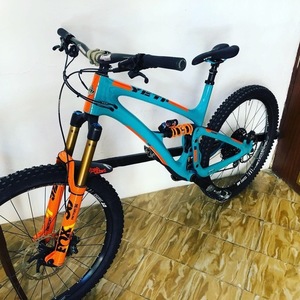 2018 Yeti Sb6 Blue