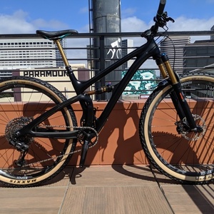 2016 Yeti SB4.5 Black